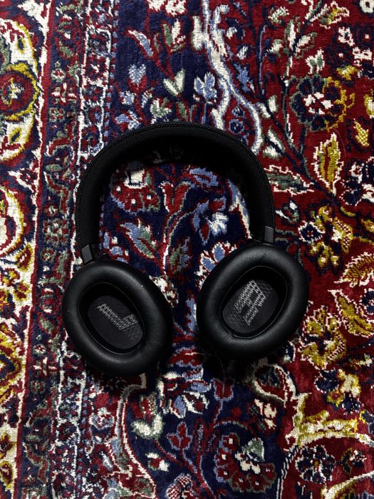 Продам JBL Live 660NC