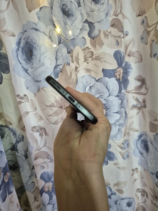 Продам OnePlus 13 GLOBAL – как новый.