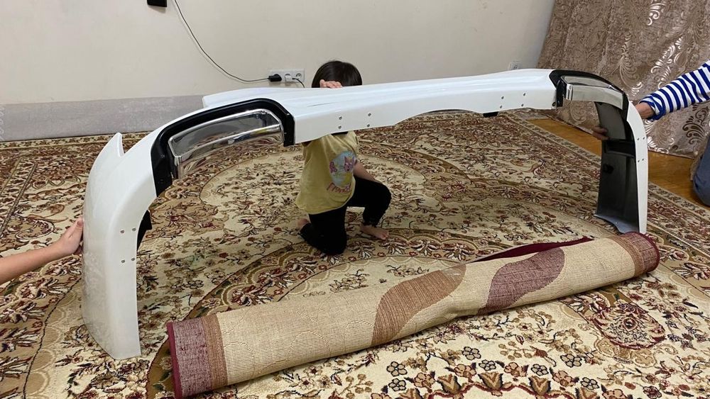 Бампер от Тойта прадо лендкрузер