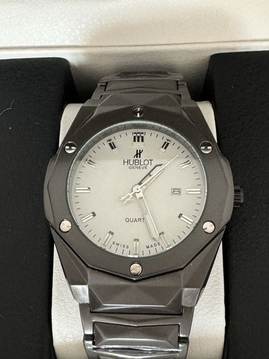 HUBLOT Мужской часы