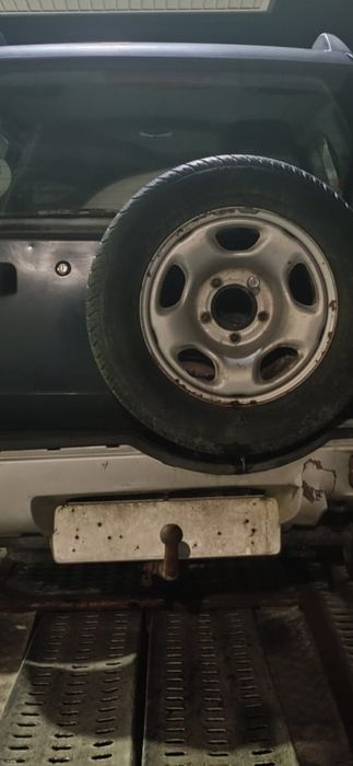 Carlig remorcare suzuki grand vitara pana in anul 2005 primul model