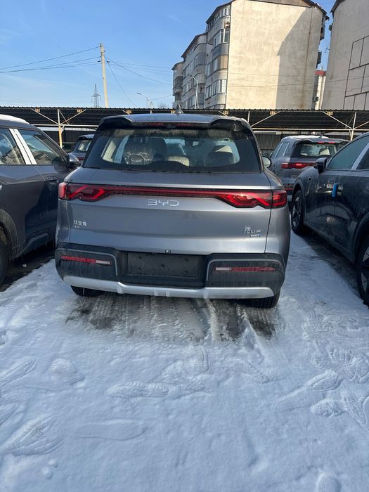 Продаю BYD Yan up
