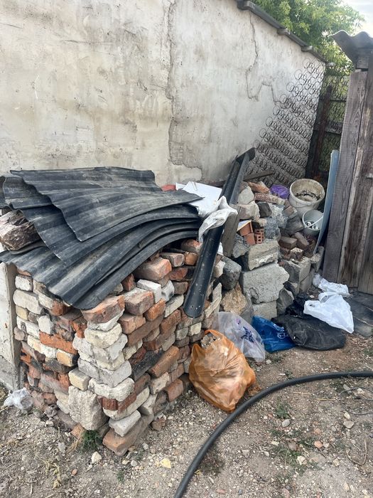 Продам б/у кирпичи