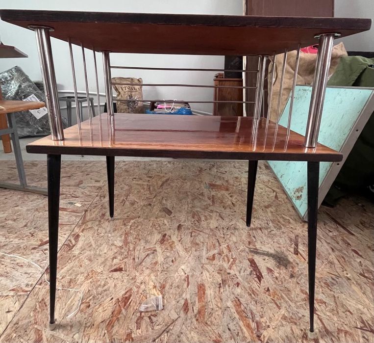 Стол, зеркало, пылесос СССР