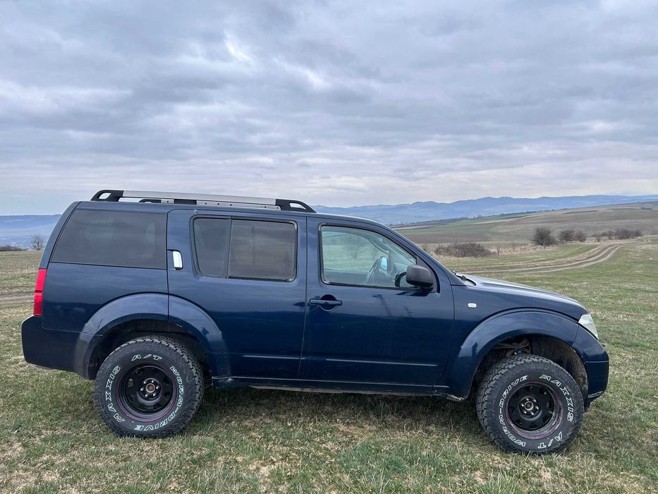 Nissan Pathfinder R51 Overland 4x4, Lift +5 cm – schimb cu XJ/WJ/Patrol