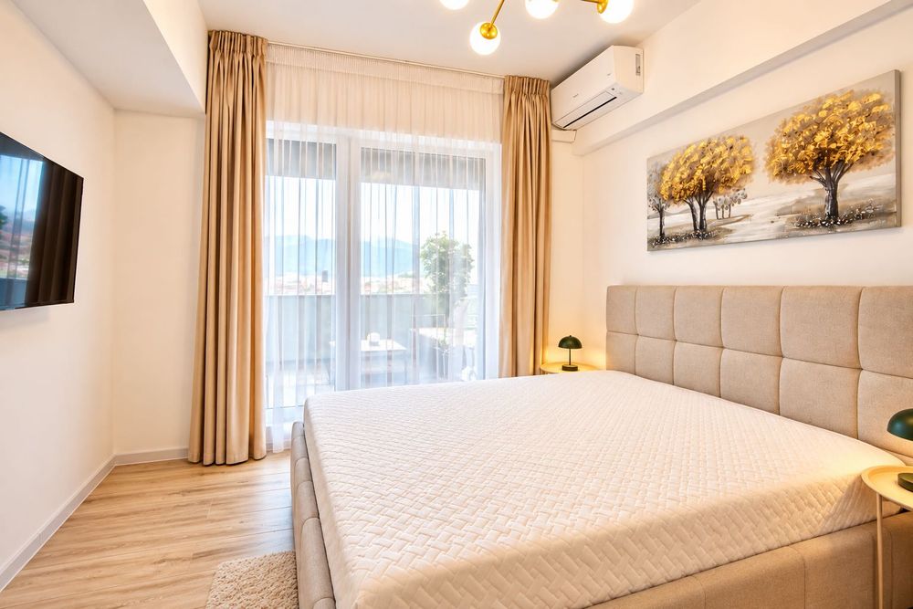 Penthouse 113 mp total | 2 dormitoare | 2 bai| Terasa generoasa | Etaj 11/11 | Vedere Tâmpa | Parcare subterană | Coresi