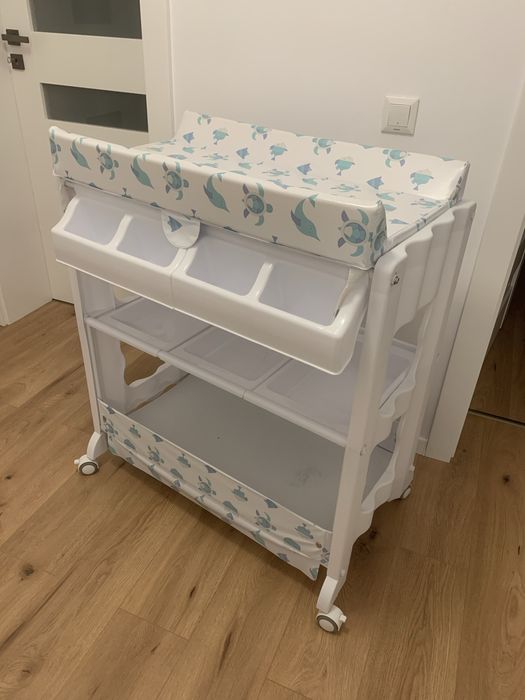 Masa Mappy 2 in 1, masa de infasat si cadita bebelusi