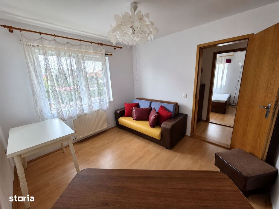 Casa tip triplex de vanzare, Floresti zona str Avram Iancu Lidl