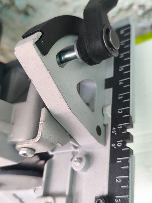 Акумулаторен ръчен циркуляр Bosch PRO GKS 18V-57-2 L: Solo