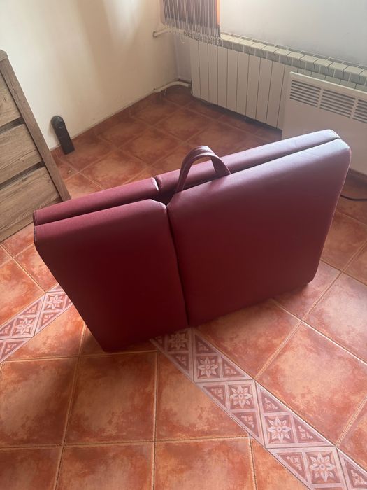 Преносима кушетка регулируема