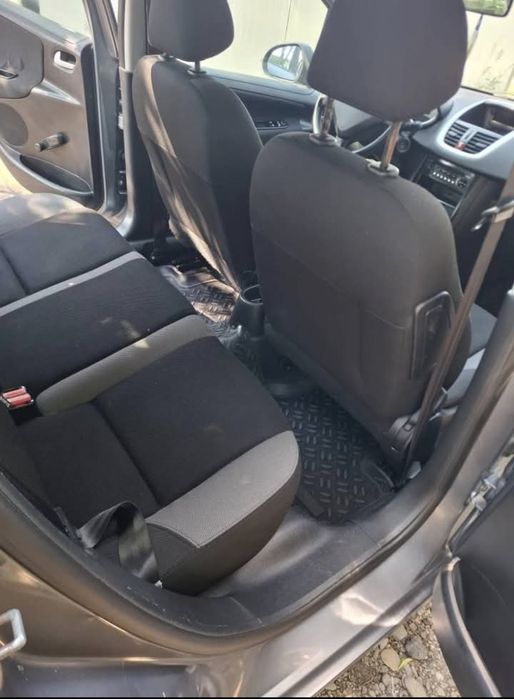 Peugeot 207/Motor 1.4 Benzină/An 2009/Înmatriculat