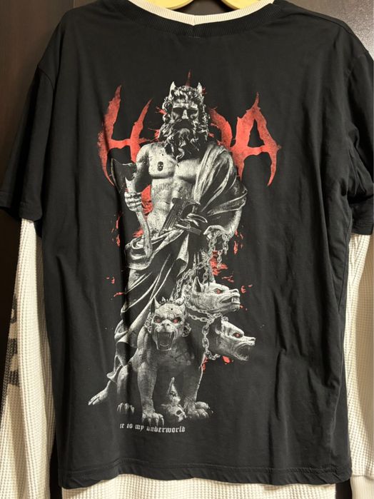 Luda стара коленция дрехи