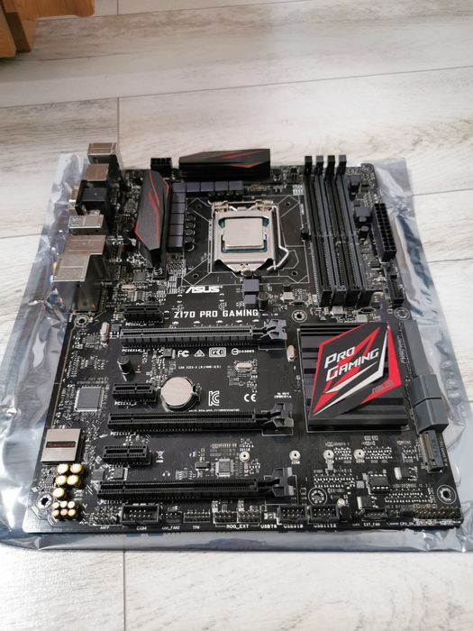 Placa baza Asus Z170 Pro Gaming cu Procesor Intel I7 6700k
