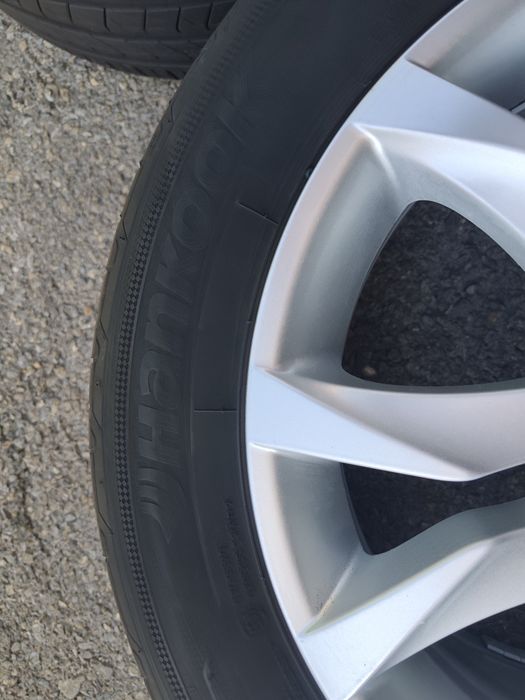 215/55/17" 2бр Hankook ventus prime 3,dot2223,6mm