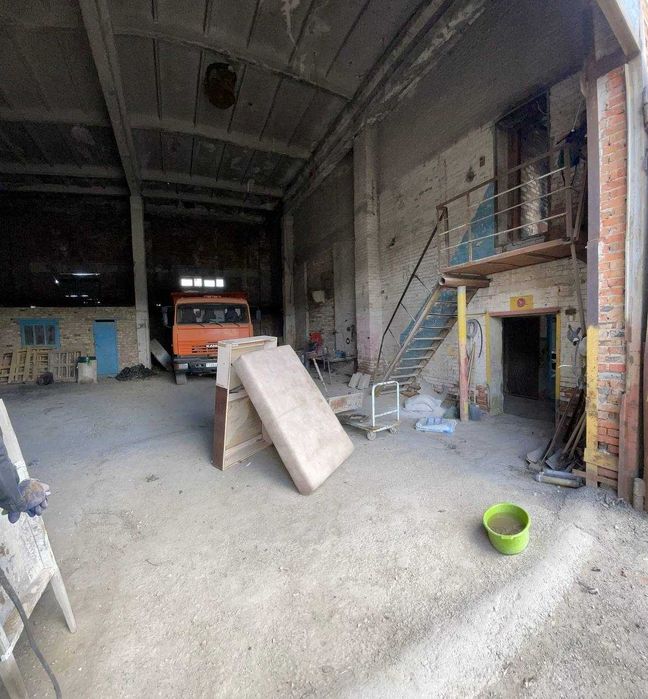 Продается коммерческое помещение с заводом