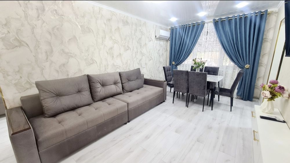 3ком Арбат посуточно. Айбергенова 1Б