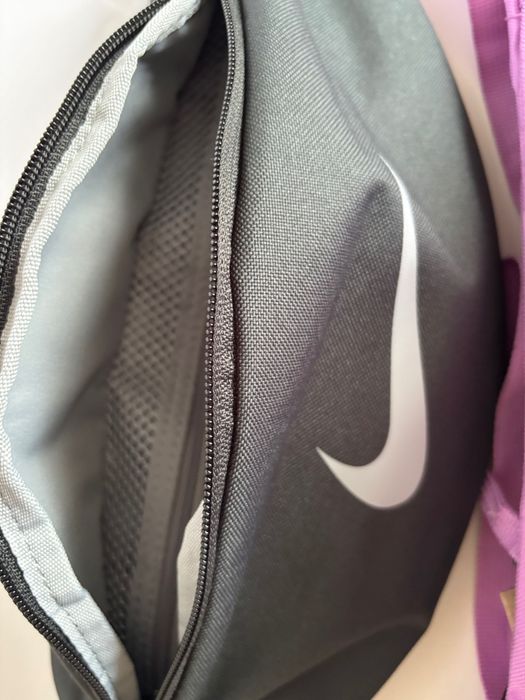 Чанти за кръст Nike