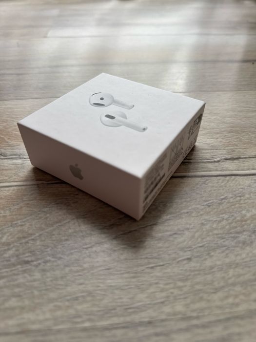 Apple AirPods 4 sigilate.