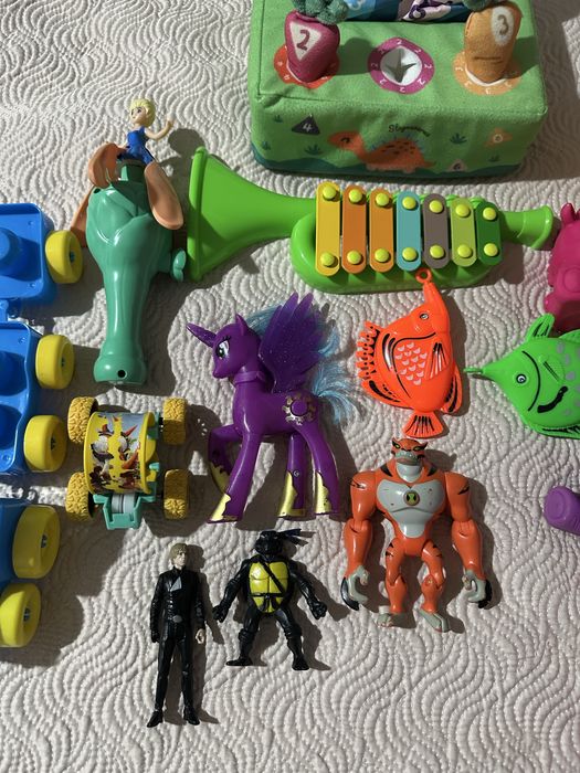 Продам Разные Игрушки.
