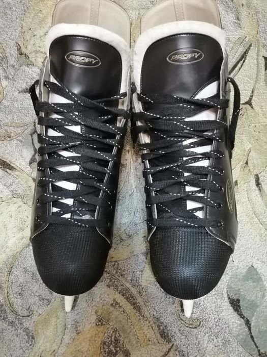 Продам коньки, размер 46