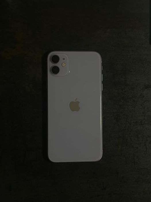 Iphone 11 64GB в отлично състояние