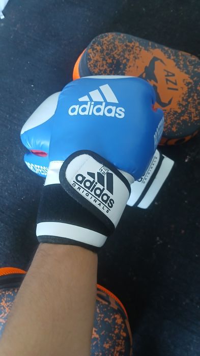 Boks qo'lqop, боксёр перчатки adidas