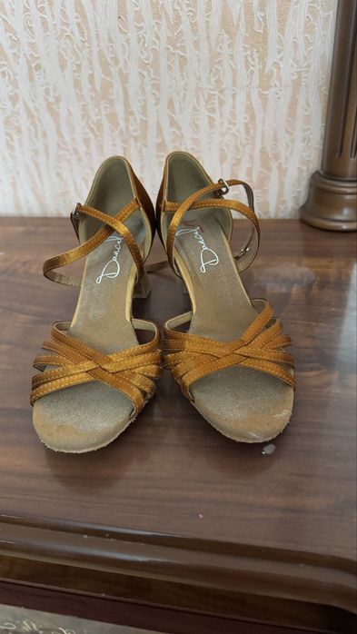 Туфли для бальных танцев