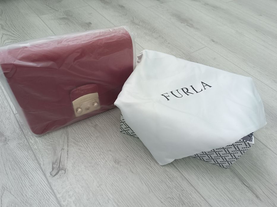 Дамска чанта Furla