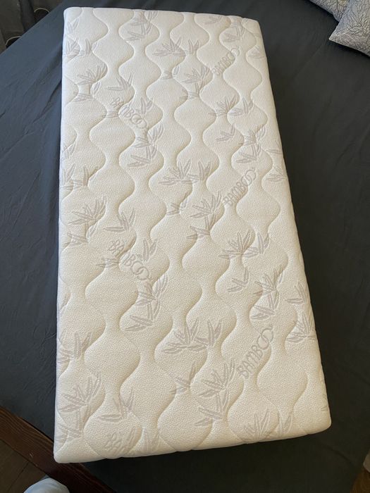 Матрак за бебешко легло