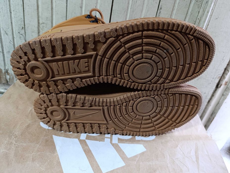 ''Nike Path Wntr''оригинални мъжки маратонки 42.5 номер