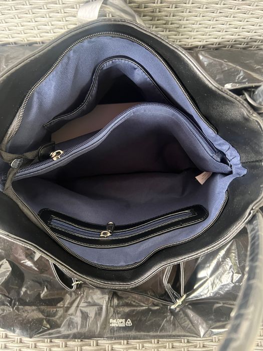 **Кожена чанта**