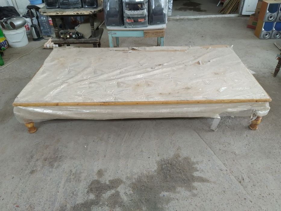 Стол сотиладииии