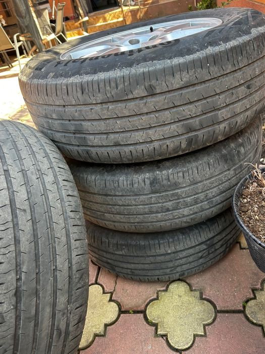 Jante Volvo cu cauciucuri  Continental  235/65R17