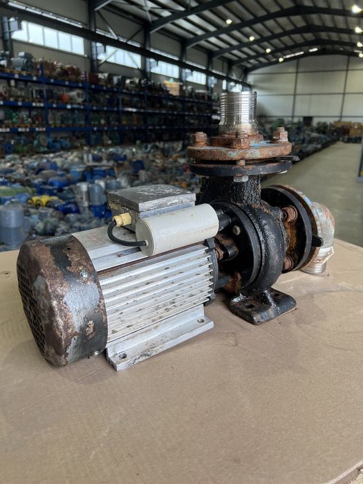 Монофазна водна помпа