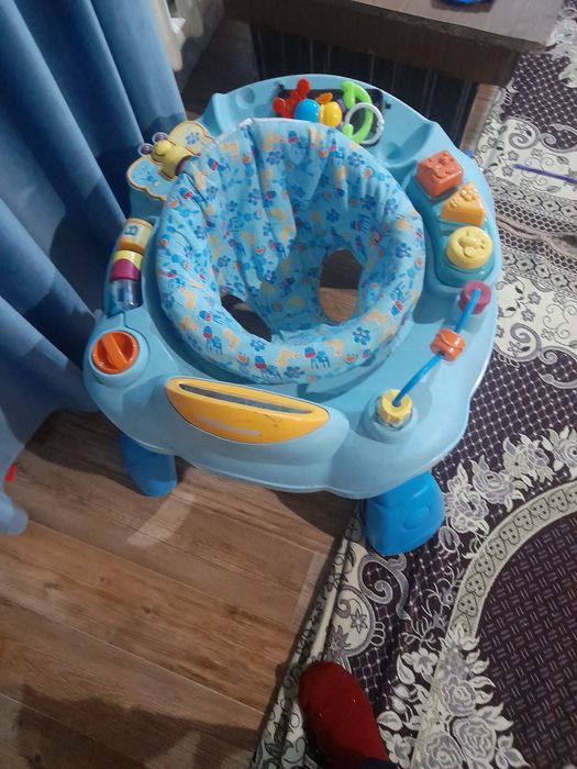 Продам стульчик  развивающий