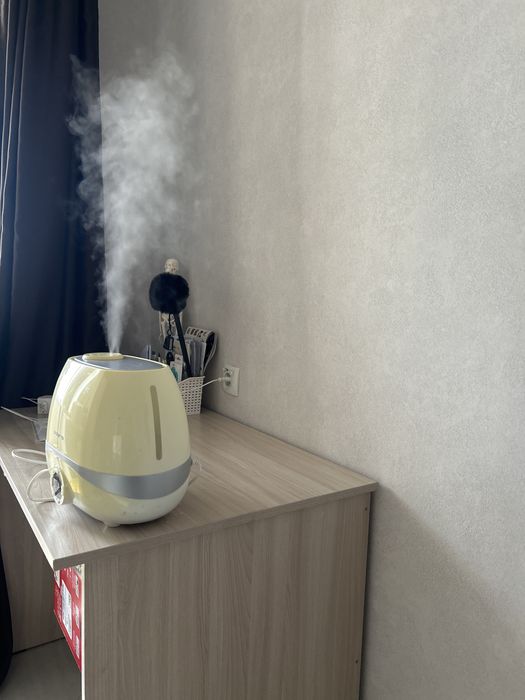 Продам  мощный увлажнитель воздуха