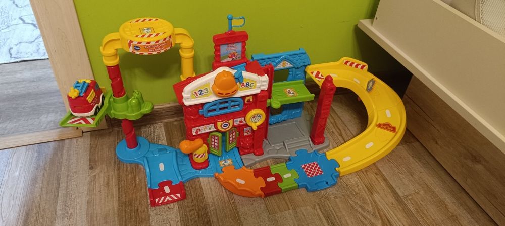 Vtech пожарна станция