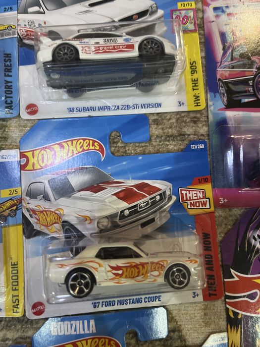 Hotweels кулички