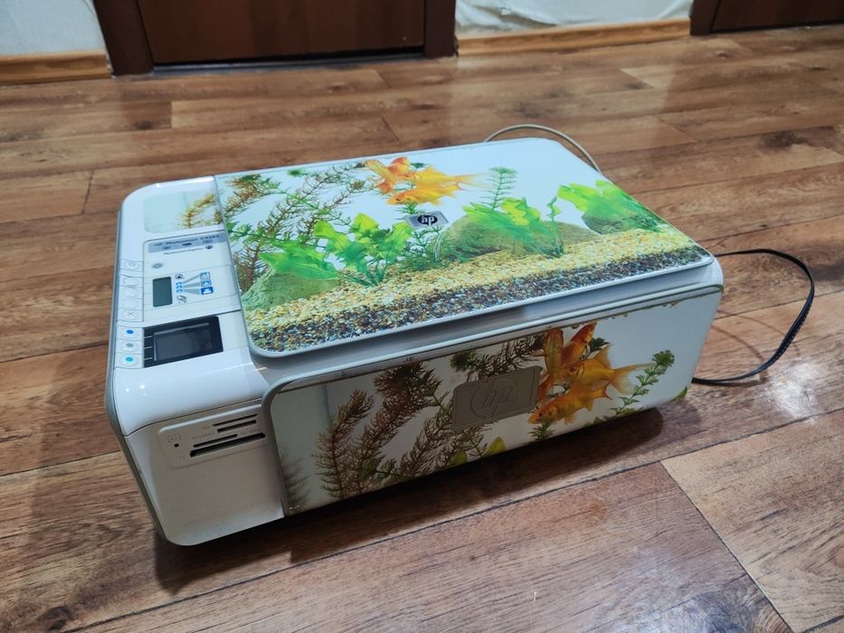 Продам МФУ HP Photosmart C4283.