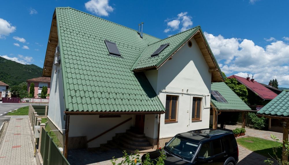 Echipa montatori sisteme acoperisuri - reparatii acoperisuri montaj