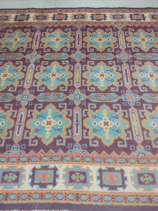 Продам ковер бу размер 1.5*2мм