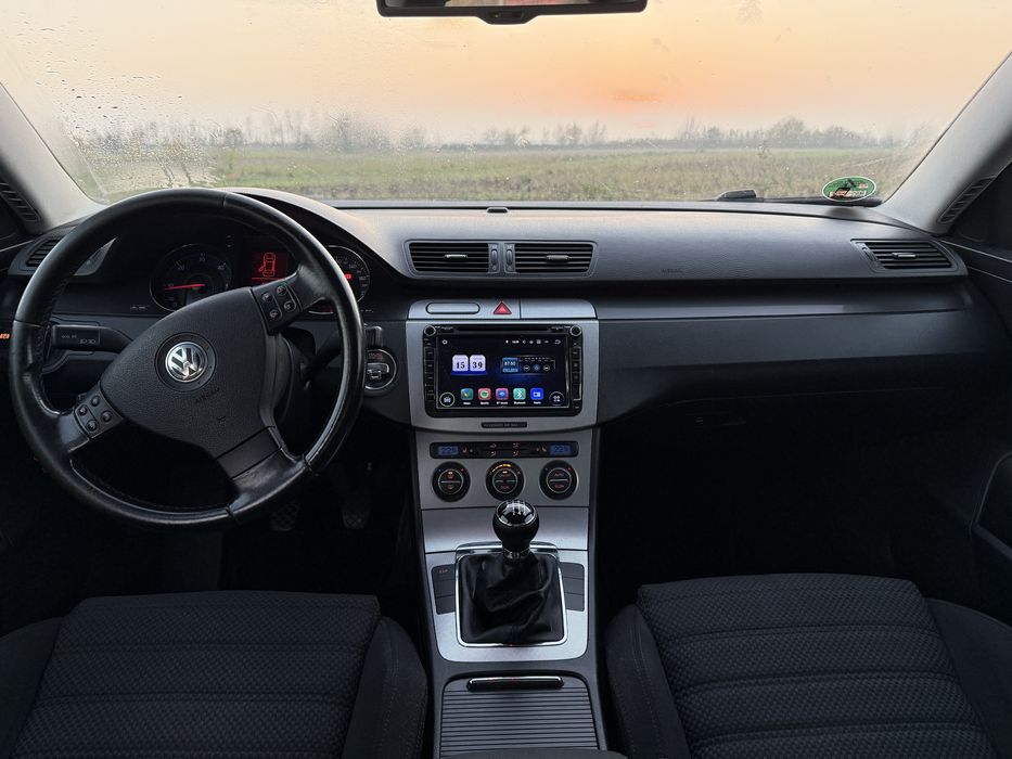 Volkswagen Passat B6 2.0 diesel un singur ax