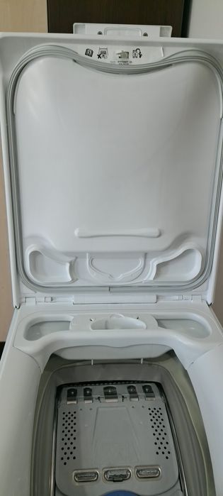 Mașina de spălat Electrolux cu încărcare verticală