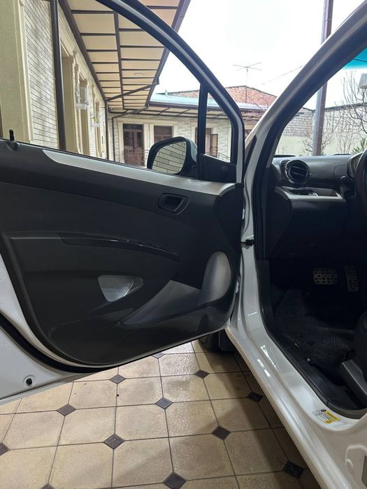 Spark sotiladi 2019 Yil 4 Pazitsa Avtamat