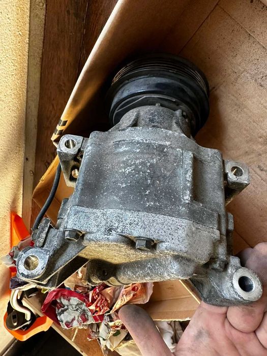 Компресор за климатик Toyota corolla