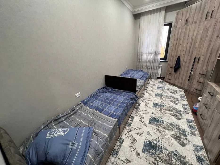 Мирзо-Улугбекский р-н, Экобазар, 4/5/6 (LY)