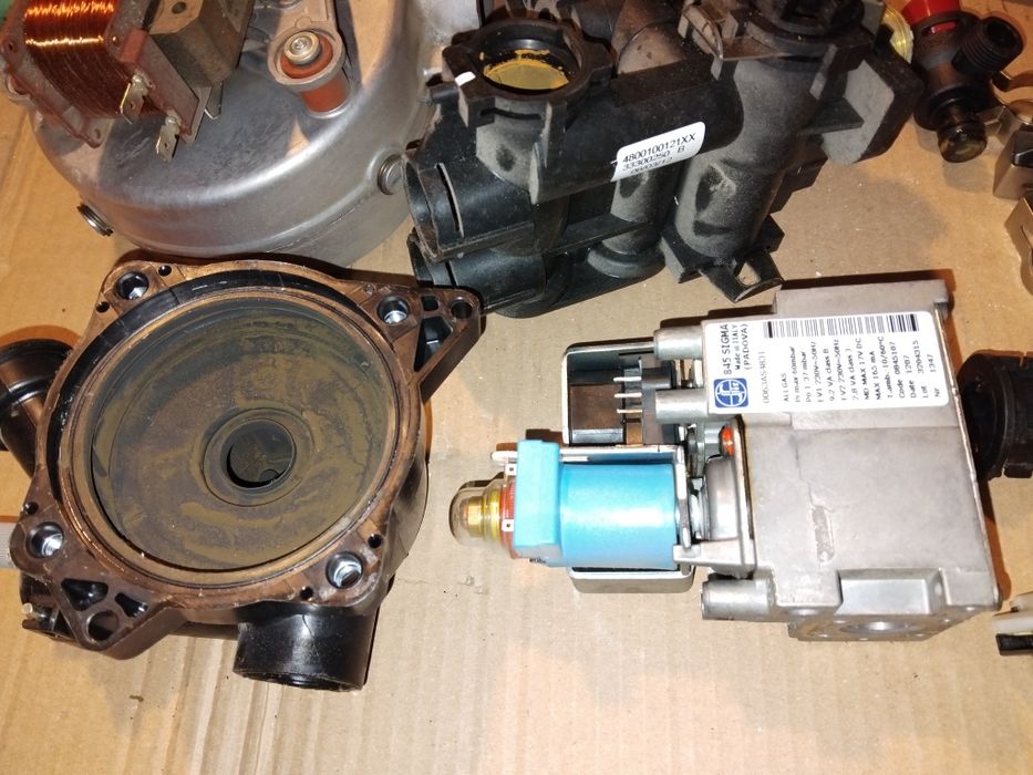 Chaffoteaux Alixia 24 FF piese medical