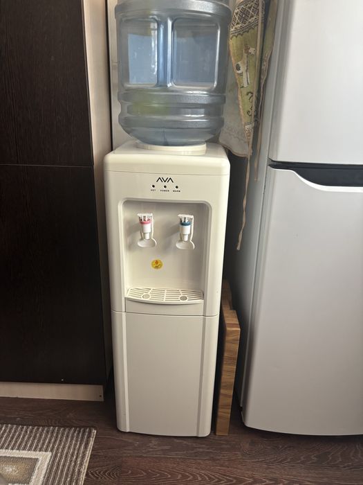 Продаю Кулер для воды
