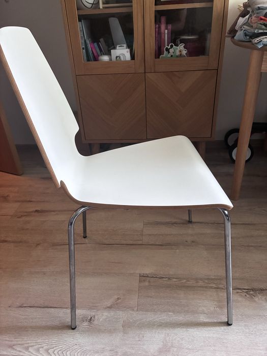 4 scaune IKEA VILMAR – albe, în stare bună