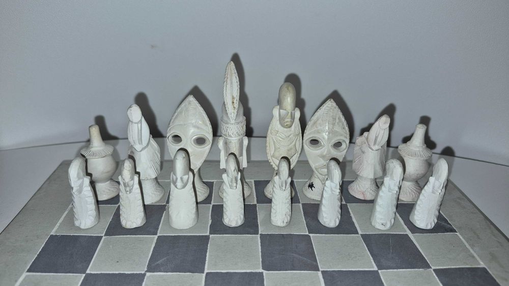 Sah tabla joc strategie lucrat manual hand made in Africa chess placa